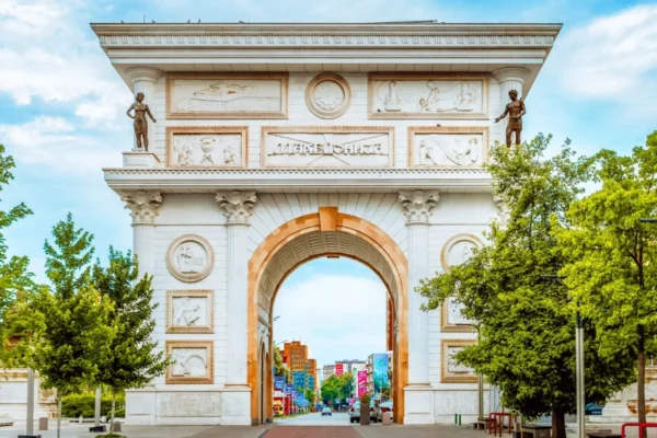 ANKARA HAREKETLİ UÇAKLI BÜYÜK BALKANLAR TURU VİZESİZ 6 GECE